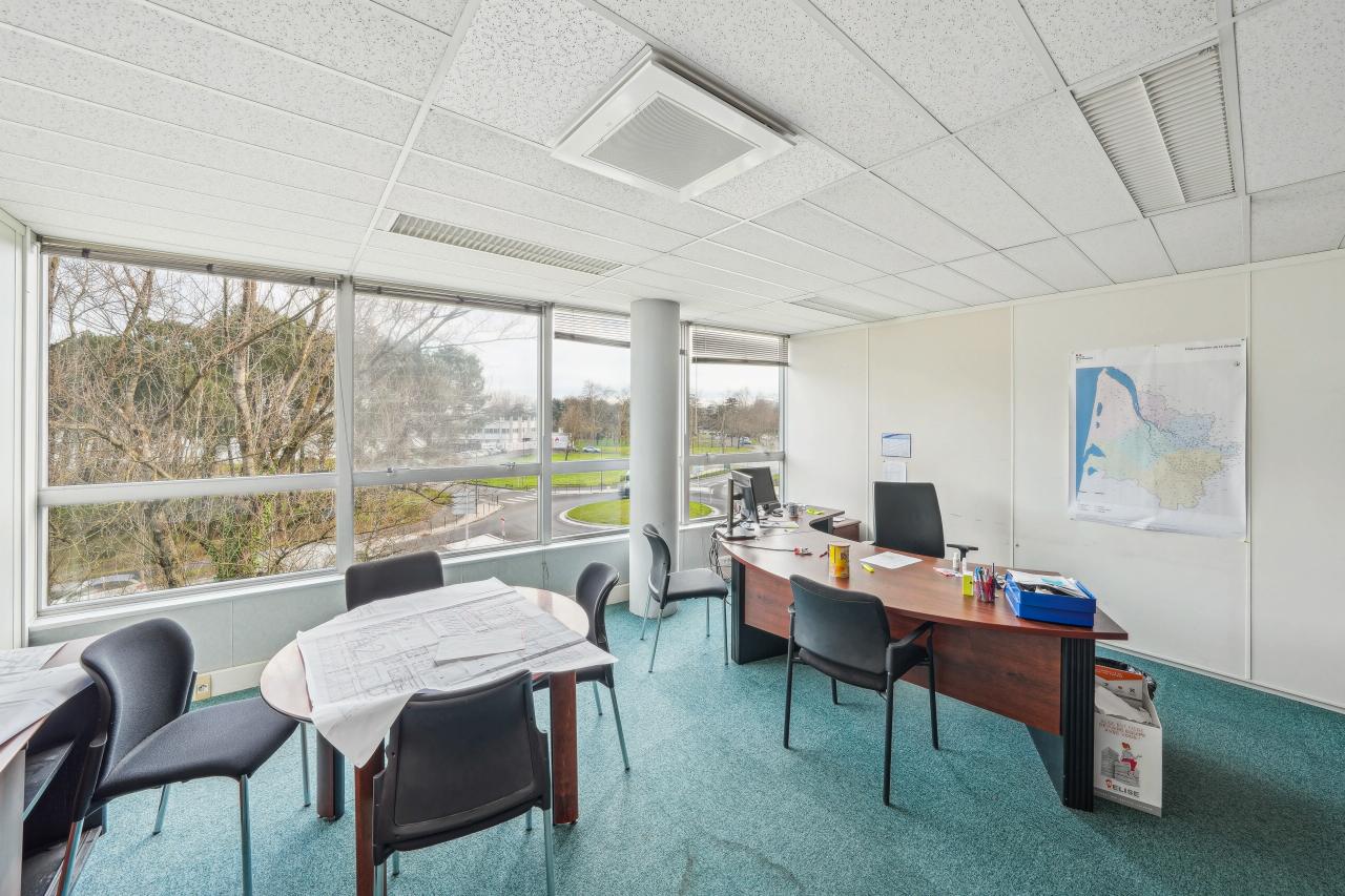Bureau Bruges 1955m² Location bureau Bruges Gironde OLBUR2425501 8